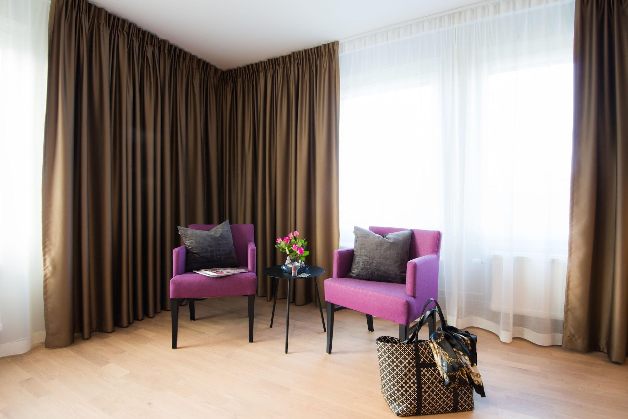 Hotel Western Park Airport 4*