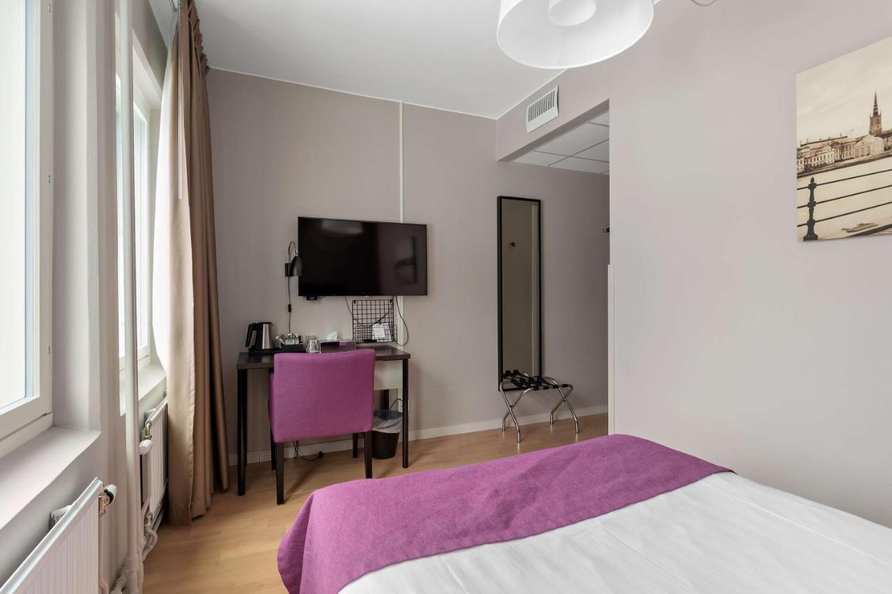 Hotel Western Park Airport 4*