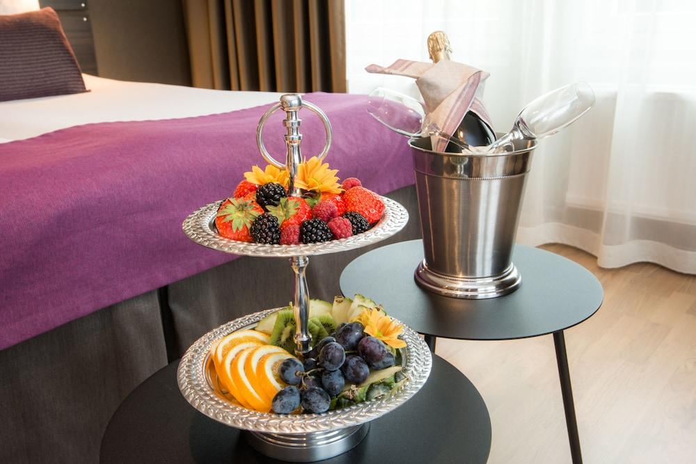 Hotel Western Park Airport 4*